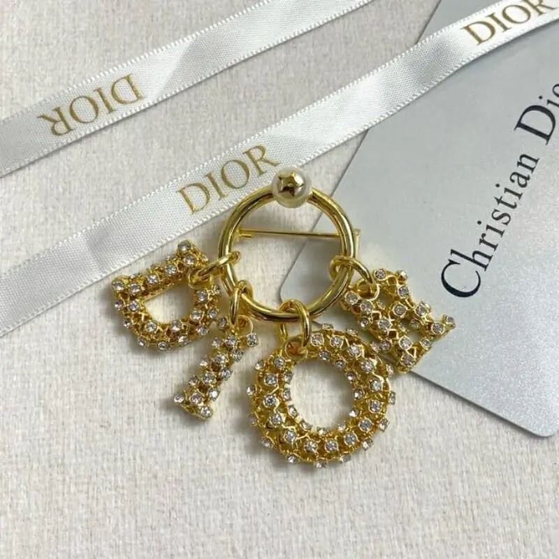 christian dior brooches pour femme s_122a7362